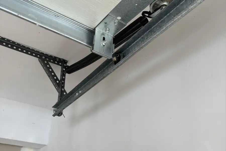 Reliable Garage Door Specialists in Holyoke, MA Reliable Garage Door Specialists in Holyoke, MA